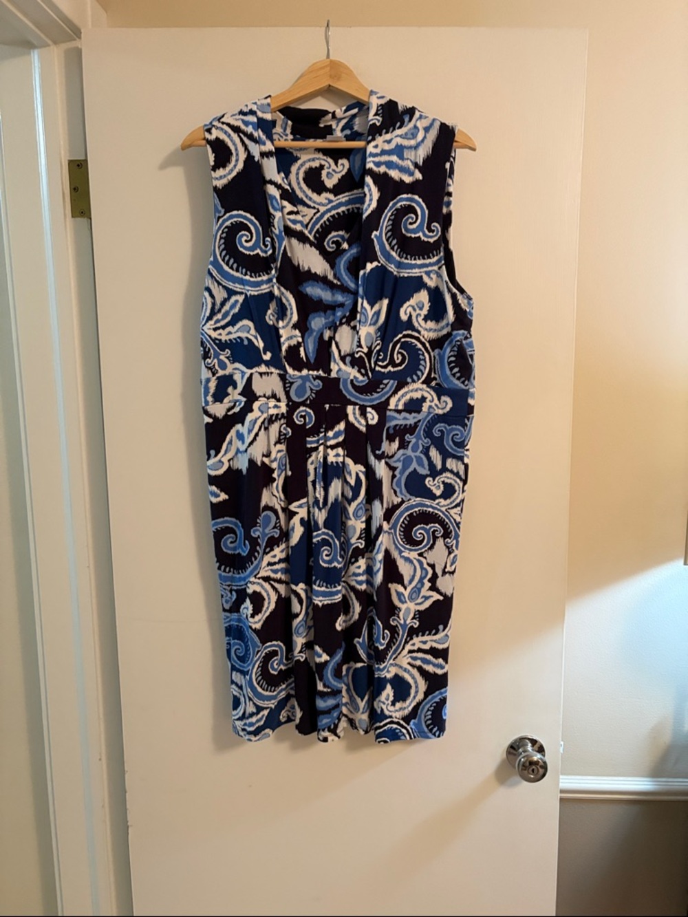 ✔️ Chico's Midi Dress